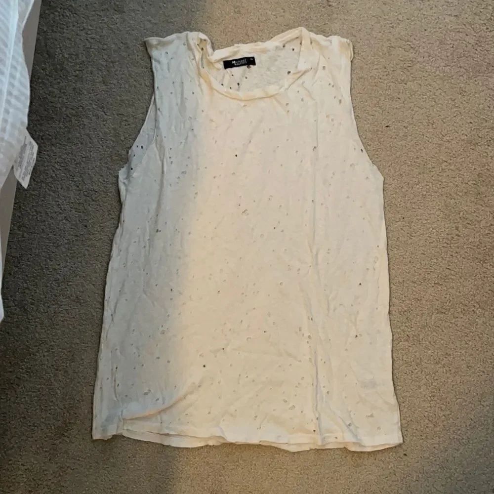 Never Worn Michael Lauren Distressed Muscle Tee XS